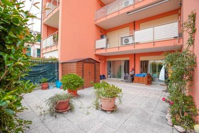Appartamento bilocale in vendita in Via Como, Centro, Loano