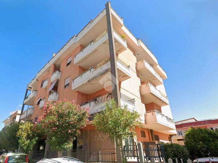 Appartamento quadrilocale in vendita in Via S Michele, Centro, Aprilia
