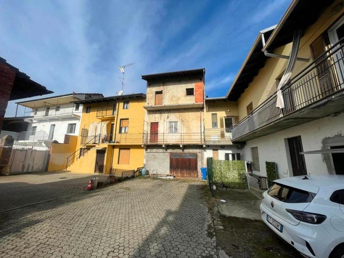 Casa bilocale in vendita in Via Tilde delponte, Centro, Momo