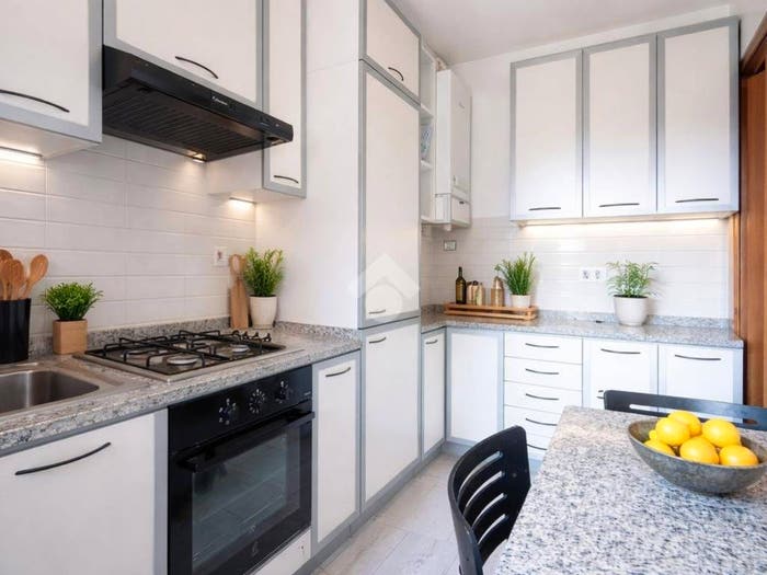 Appartamento con 5 locali in vendita in Via Luigi Longo, Cristo, Alessandria