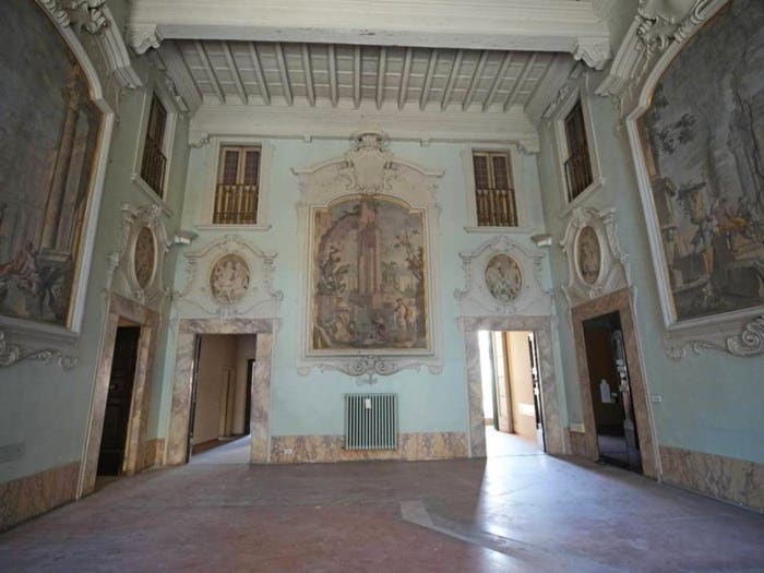 Appartamento con 6 locali in vendita in Via Curtatone e Montanara, Piazza della Sala, Pistoia