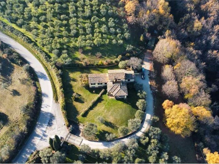 Casa con 6 locali in vendita in VOC SAN NICOLA, Cannara