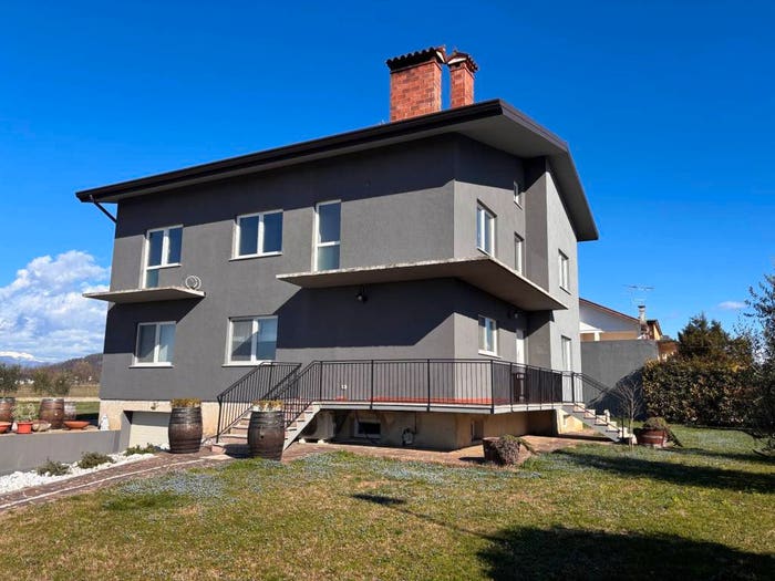 Casa con 6 locali in vendita in Via Quattro Venti, Corno di Rosazzo