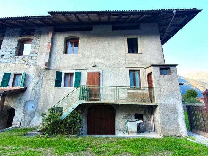 Casa con 5 locali in vendita in Frazione Saone, Saone, Tione di Trento