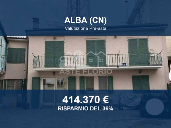 Appartamento quadrilocale in vendita in Via Vincenzo Gioberti A, Centro, Alba