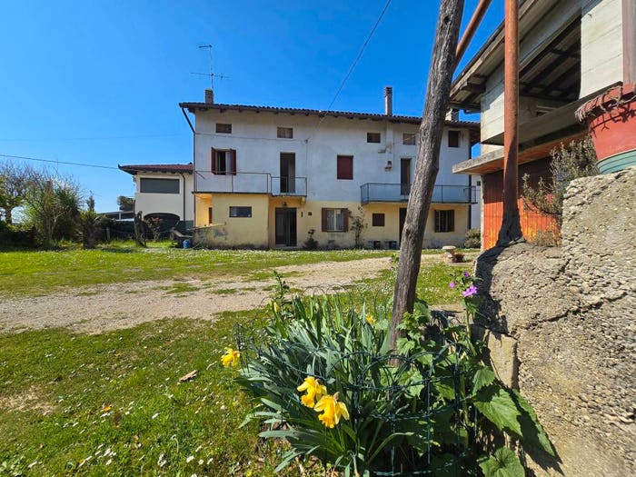 Casa con 5 locali in vendita in Via Giovan Battista Galliero, Vendoglio Carvacco, Treppo Grande