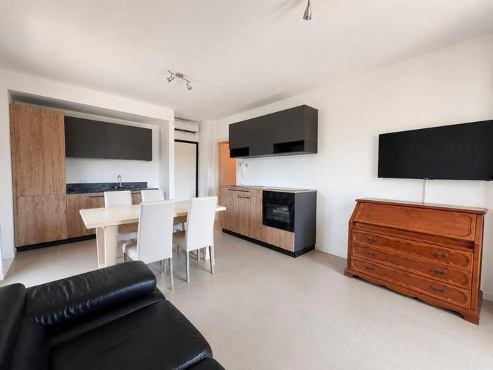 Appartamento trilocale in vendita in Via Magliano, Marina di Massa Centro, Massa