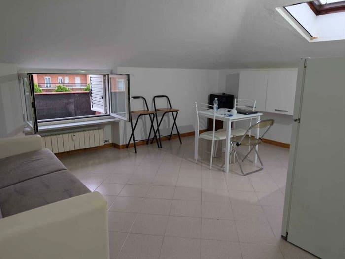 Appartamento monolocale in vendita in Via Giosuè Carducci, Centro, Ciriè