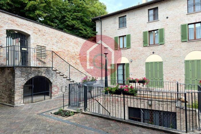 Casa quadrilocale in vendita in via aporti, Passeggi Don Gentili, Fano