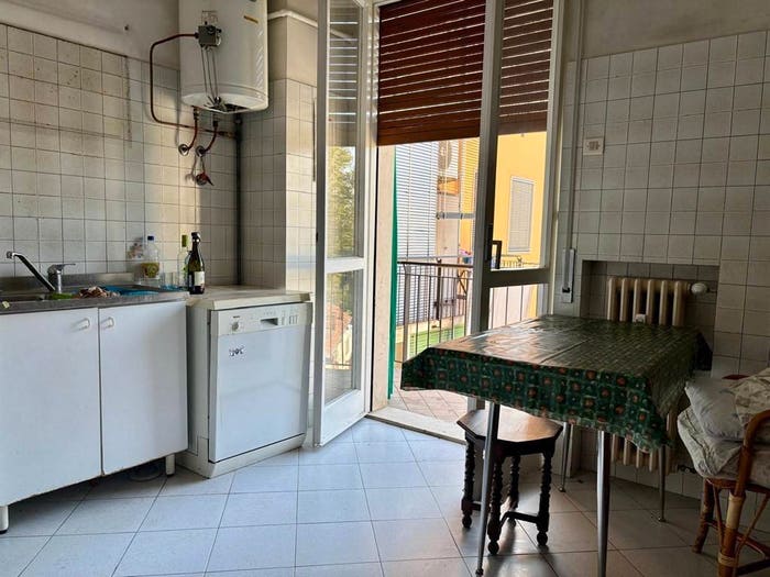 Appartamento con 5 locali in vendita in viale della Repubblica, Centro, Mantova