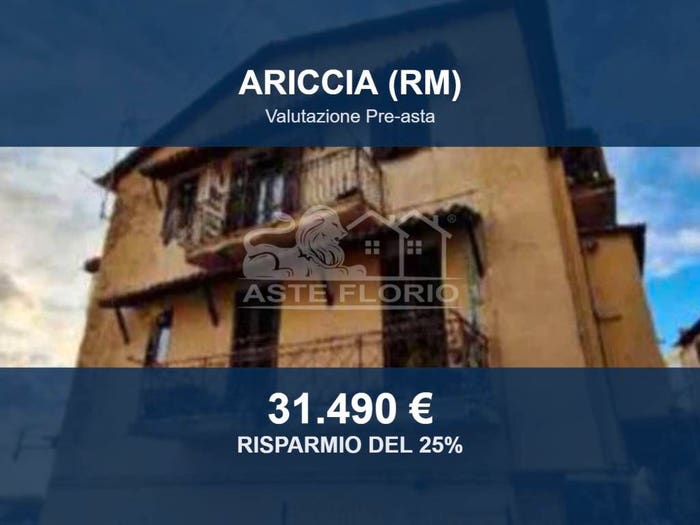 Appartamento bilocale in vendita in Via Strada Nuova, Centro, Ariccia