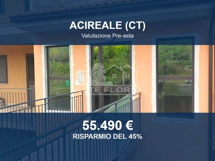 Appartamento con 6 locali in vendita in Via degli Argentieri Acesi, San Giovanni Tupparello, Acireale