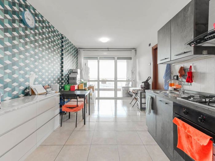Appartamento trilocale in vendita in Via Enrico Cosenz, Bovisa, Milano