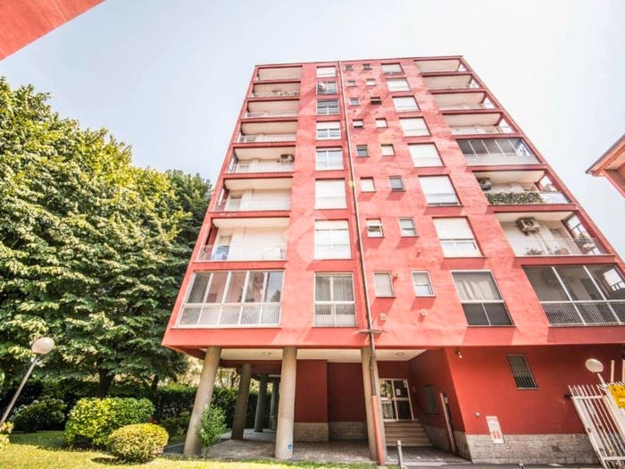 Appartamento trilocale in vendita in Viale Omero, Corvetto, Milano