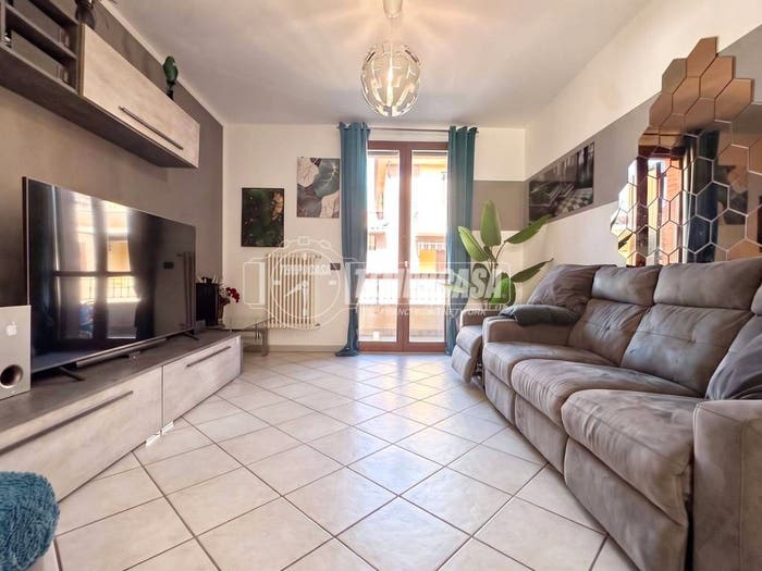 Appartamento quadrilocale in vendita in Via Zenzano, Centro, Marano sul Panaro