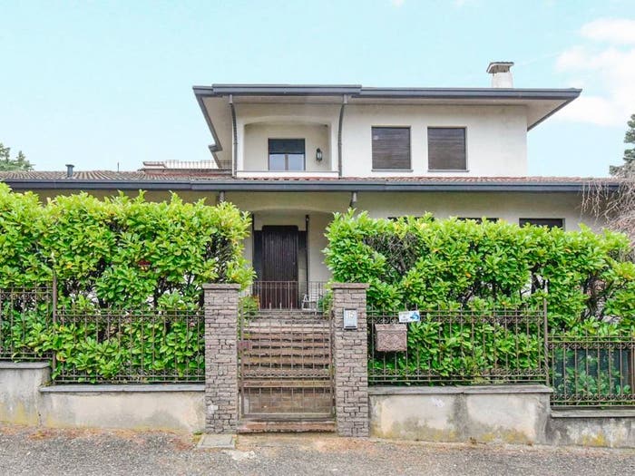 Casa con 6 locali in vendita in Via Sabina, Semicentro, Cantù