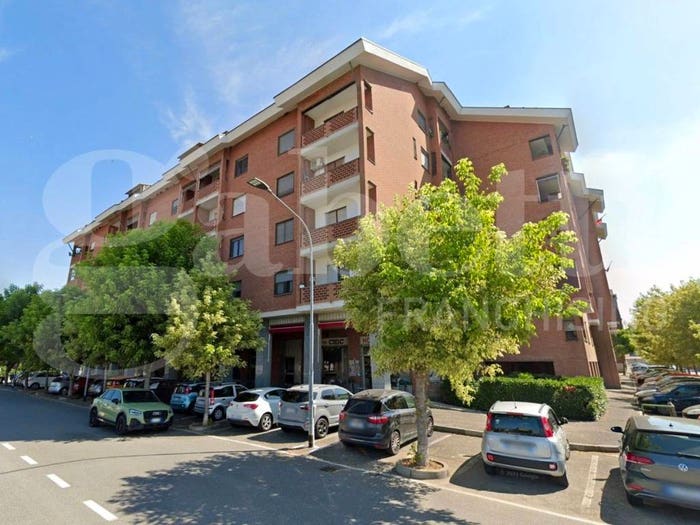 Appartamento quadrilocale in vendita in Via Leopardi, Centro, Carmagnola