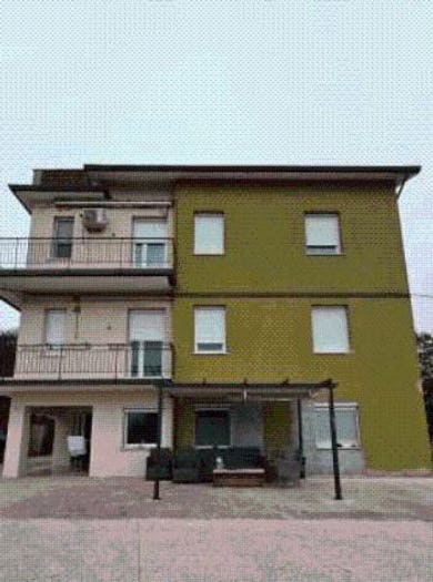 Casa trilocale in vendita in Via Saline, Falconara Marittima
