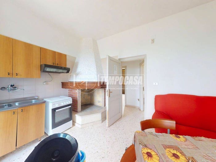 Appartamento trilocale in vendita in Via Roma Torre Rinalda, Torre Rinalda, Lecce