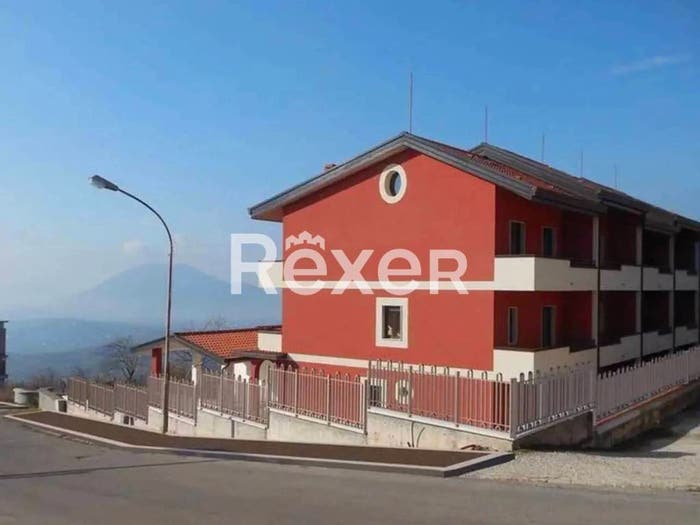 Casa con 6 locali in vendita in Via Sant'Antuono, Guardia Sanframondi