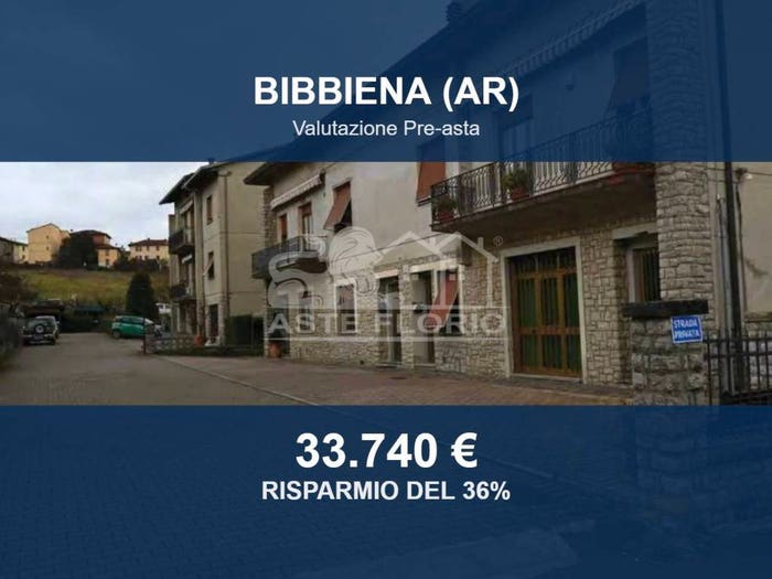 Appartamento trilocale in vendita in Via San Vincenzo A, Centro, Bibbiena