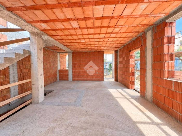 Casa con 5 locali in vendita in Via Eugenio Montale, Barracca Manna, Cagliari