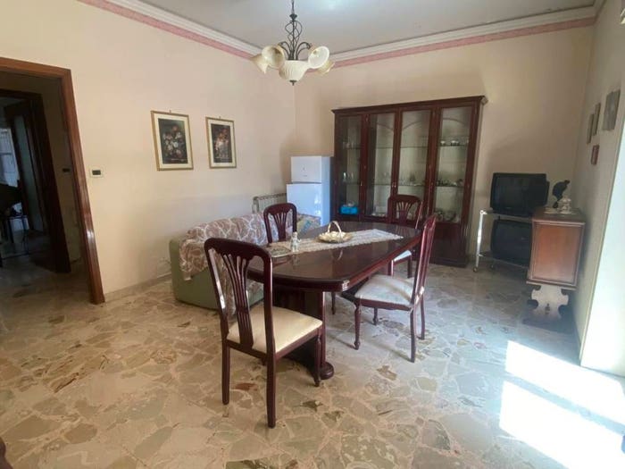 Appartamento quadrilocale in vendita in Via Fratelli Bandiera, Centro, Gravina di Catania