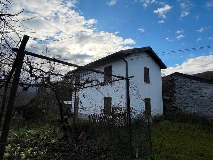 Casa trilocale in vendita in Proverasso, Ferriere