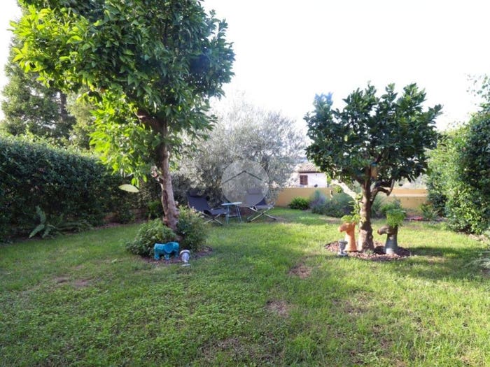 Casa con 6 locali in vendita in Via Giuseppe Garibaldi, Centro, Offida