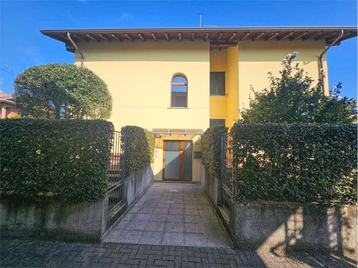 Appartamento trilocale in vendita in Via Silvio Giorgetti A, Gorla Maggiore