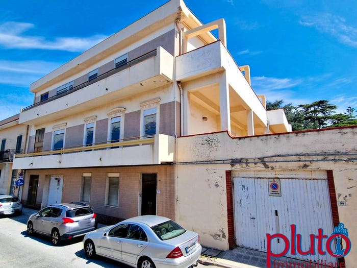Casa con 6 locali in vendita in Via Libertà, San Pietro Santa Maria delle Grazie, Milazzo