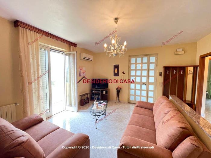 Casa con 6 locali in vendita in Contrada Caria Ferro, Naso