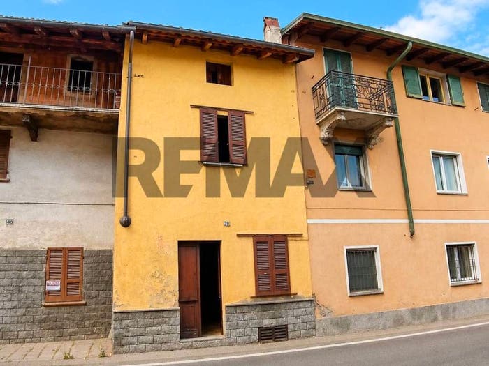 Appartamento bilocale in vendita in via Tosalli, Fara Novarese
