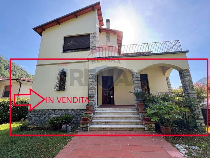 Appartamento con 6 locali in vendita in Viale italia Borgo a Mozzano, Centro, Borgo a Mozzano