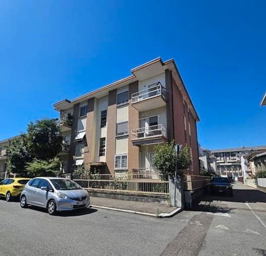 Appartamento quadrilocale in vendita in Via Evangelista Torricelli, San Paolo, Novara