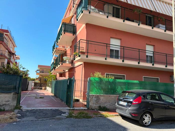 Appartamento trilocale in vendita in Via Formia, Centro Civico, Ladispoli