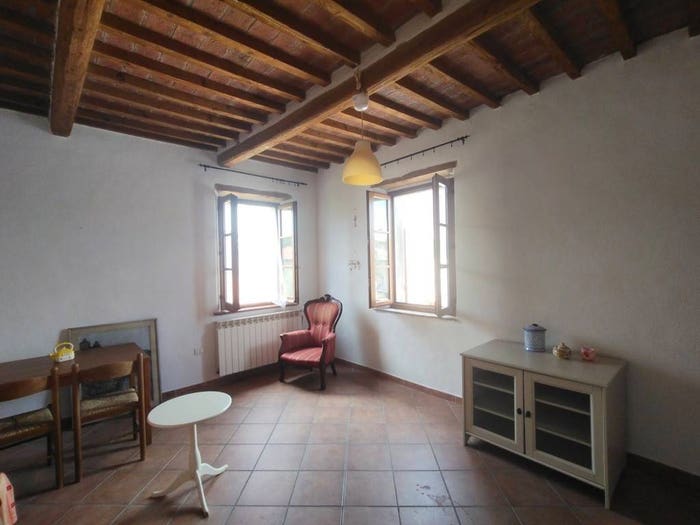Casa quadrilocale in vendita in Via Amedeo, Panicarola, Castiglione del Lago