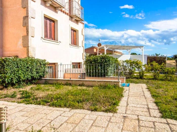 Appartamento bilocale in vendita in Via del Rovo, Pittulongu, Olbia