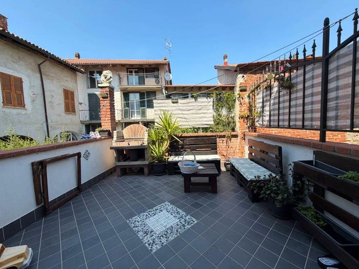 Casa con 6 locali in vendita in Via Cesare Battisti, Rivalta Bormida