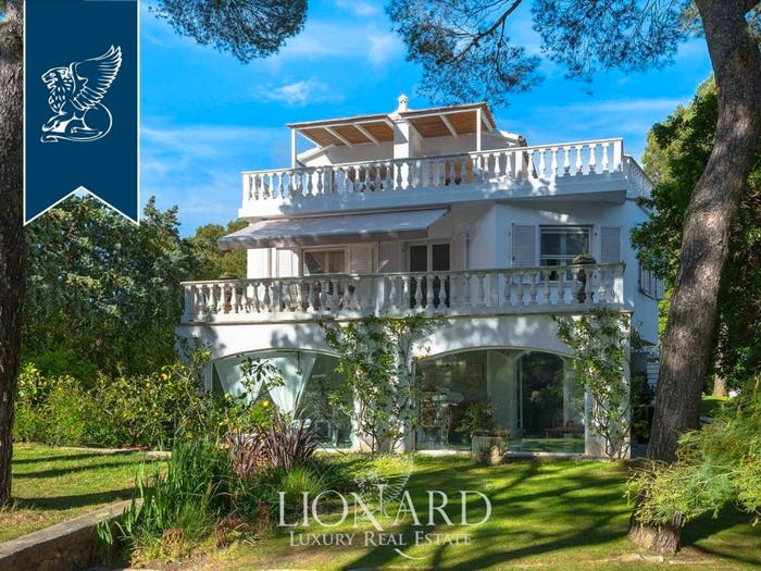 Casa con 6 locali in vendita in Quercianella, Livorno