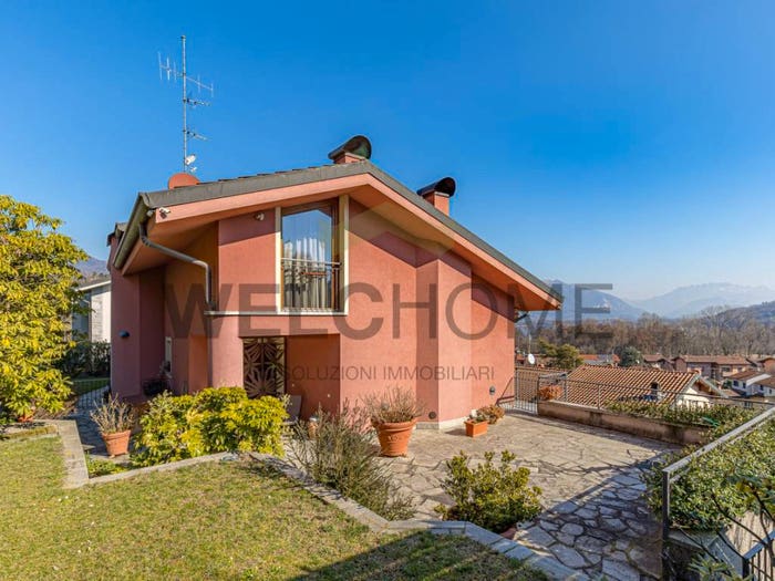 Casa con 6 locali in vendita in Centro, Alserio