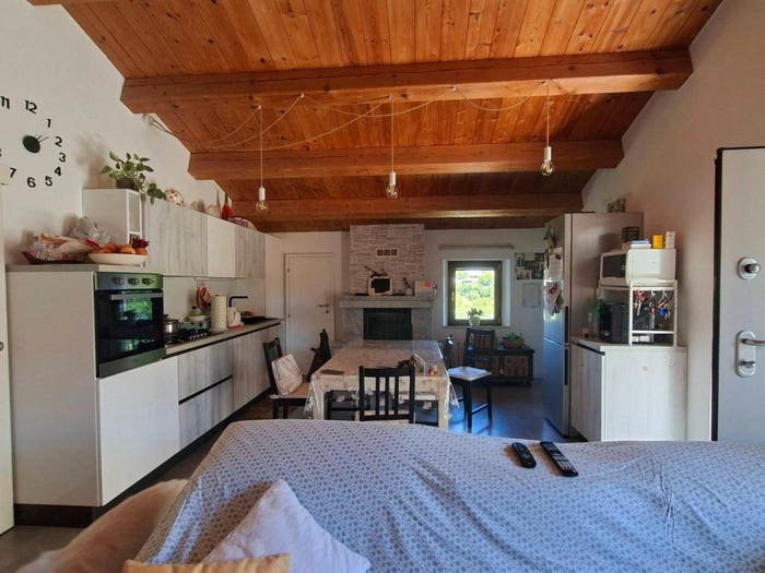 Casa quadrilocale in vendita in Varano, Ancona