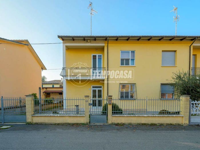 Casa con 5 locali in vendita in Via Pietro Marani, Frazioni di Molinella, Molinella