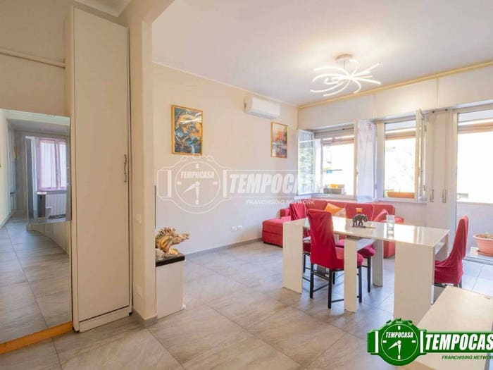 Appartamento trilocale in vendita in Via Fratelli Zoia, San Carlo, Milano