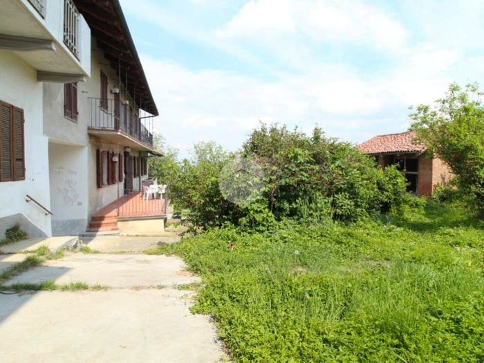 Casa quadrilocale in vendita in Via Luccio, Centro, Guarene