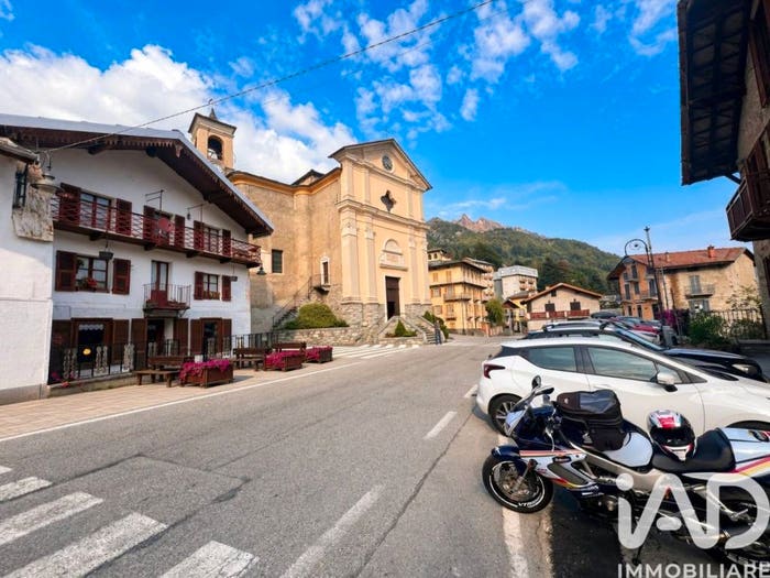 Appartamento trilocale in vendita in Piazza PIAZZA CENTRALE, Centro, Ala di Stura