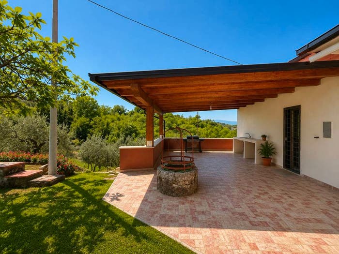 Casa con 5 locali in vendita in Via Collebianco, Arpino