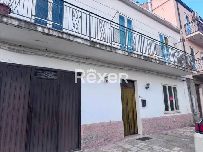 Appartamento con 5 locali in vendita in Via Piave, Colobraro