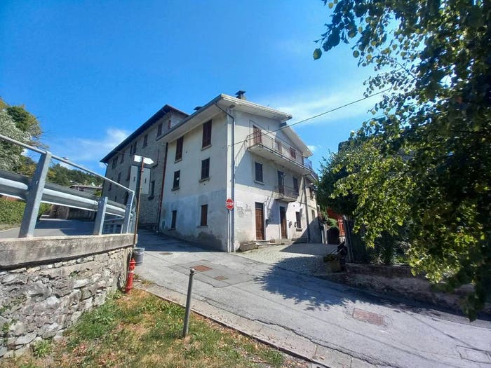 Appartamento trilocale in vendita in Zelbio