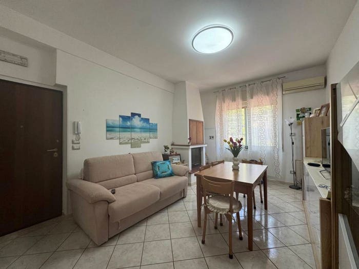 Appartamento trilocale in vendita in Via Nazionale Santa Margherita, Santa Margherita Santo Stefano, Messina